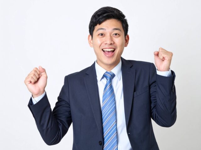 喜んでいるビジネスマン