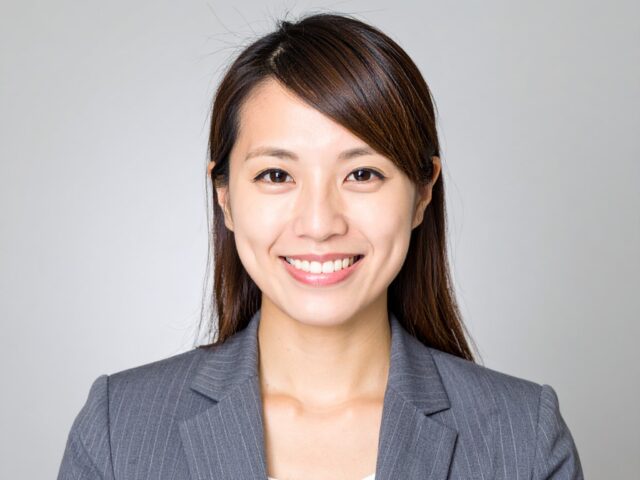 笑顔が爽やかな女性